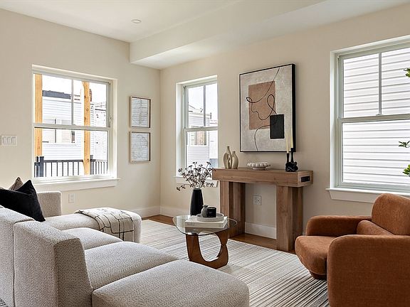 4th image of 12 Geneva St #303