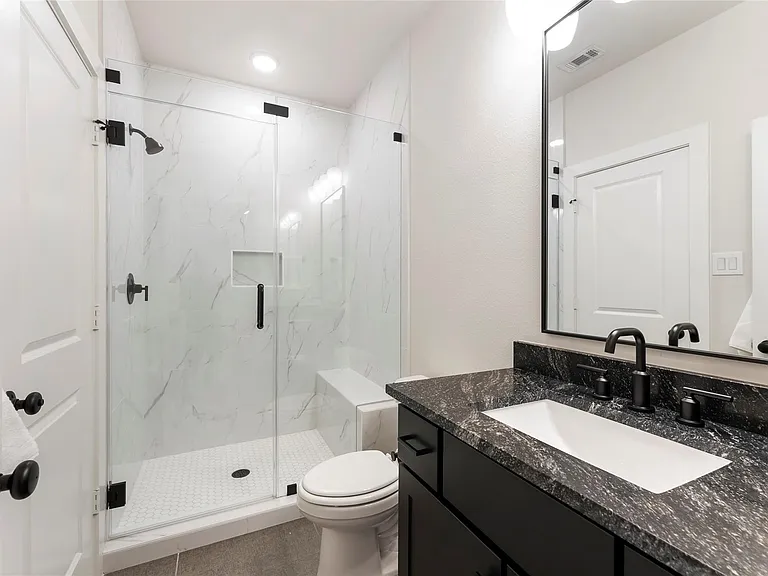 2118 Bennet Ct — Photo 44