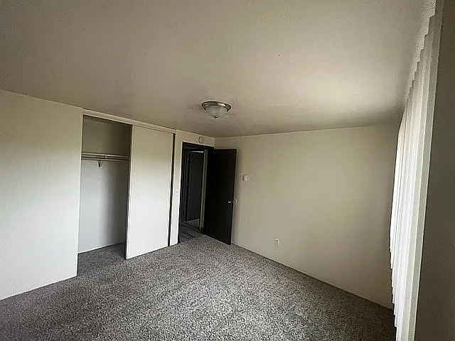 Silver Lea Apartments - Eugene Oregon
