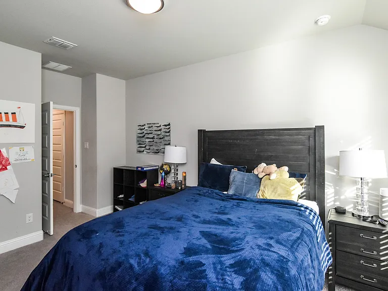2516 Maidenhair Rd — Photo 26