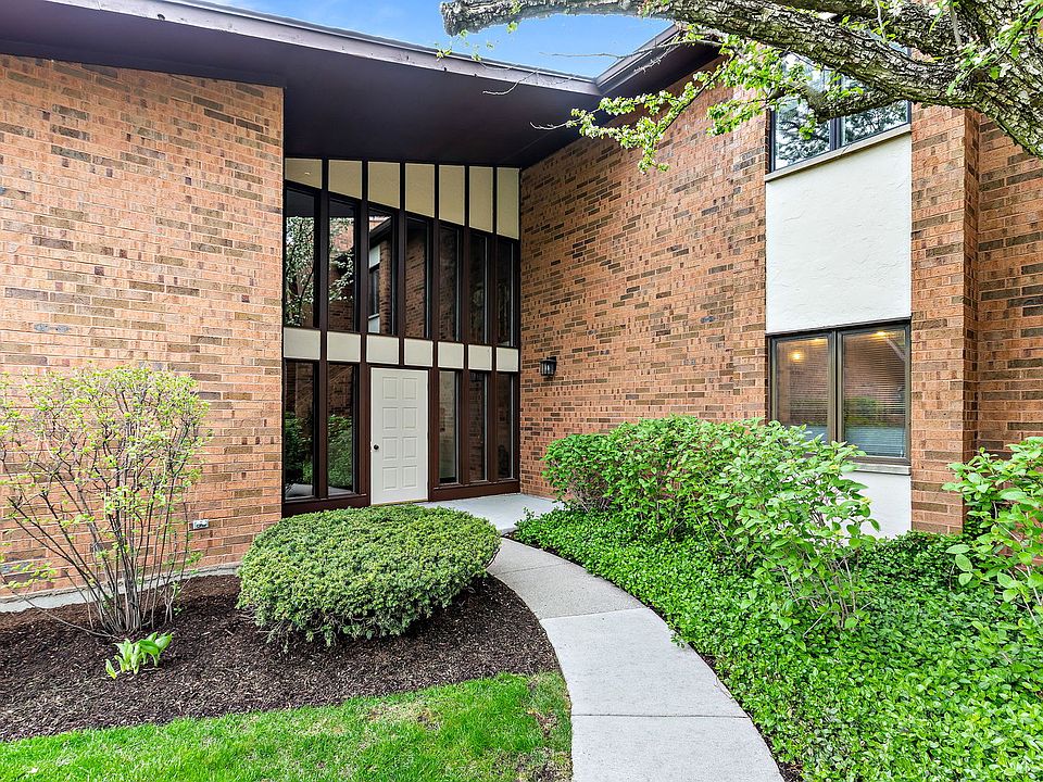 1st image of 1057 Deerfield Pl #1057