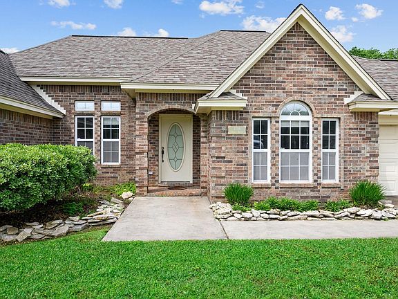 3rd image of 1706 Bayou Breeze Dr