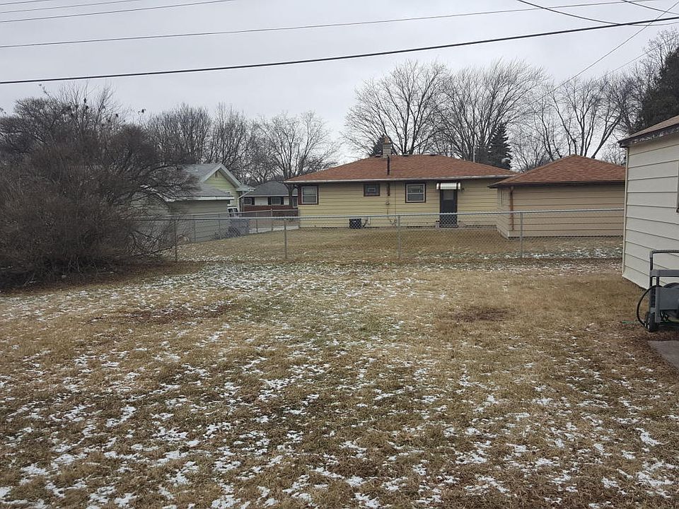2nd image of 8224 W Kiehnau Ave