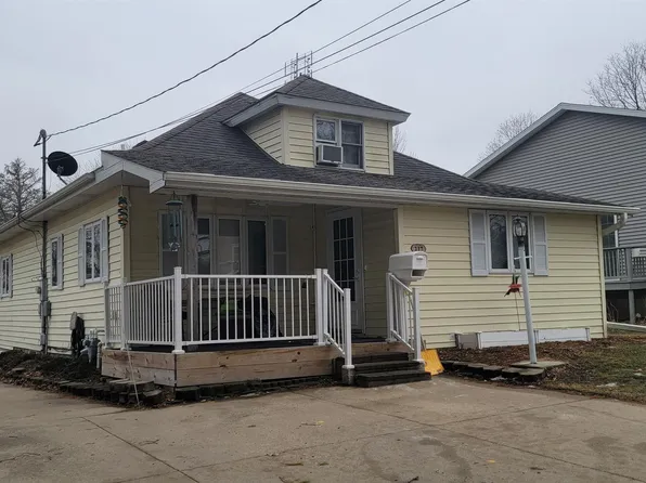 217 Linden St, West Union, IA 52175