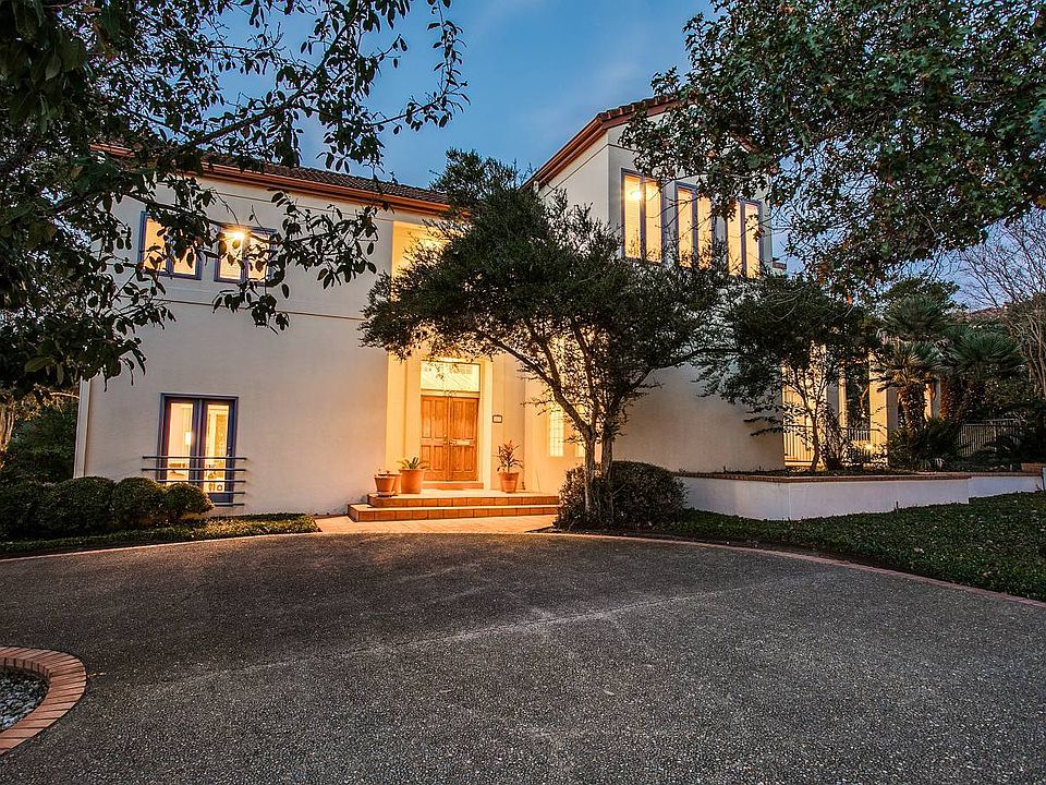 1st image of 201 E Mandalay Dr