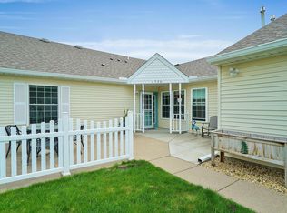 6920 Inverness Trl #40, Inver Grove Heights, MN 55077