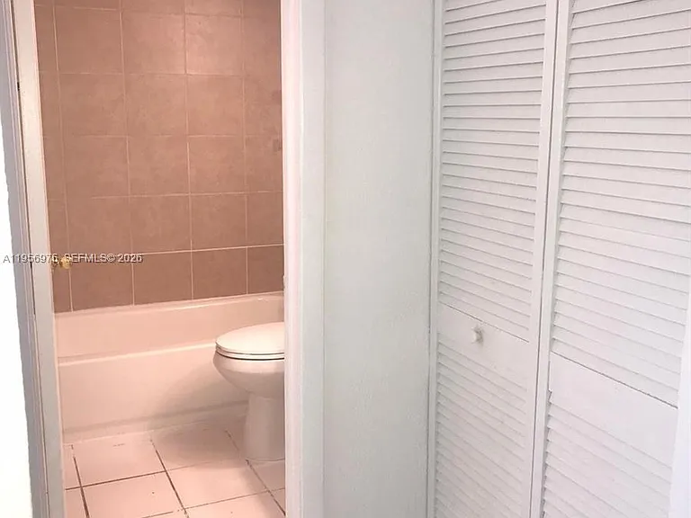 1251 NE 108th St #102 — Photo 20