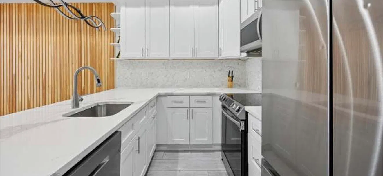 2 bed, 1100 sqft, $1,875 — Photo 2