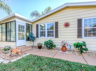 416 Mark Dr, Lady Lake, FL 32159
