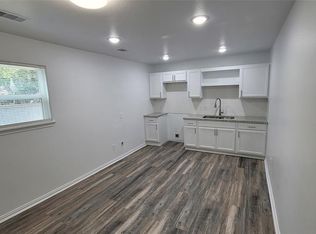 2603 Oakcliff St #B, Houston, TX 77023