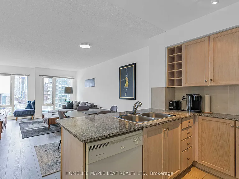 210 Victoria St #3505 — Photo 13