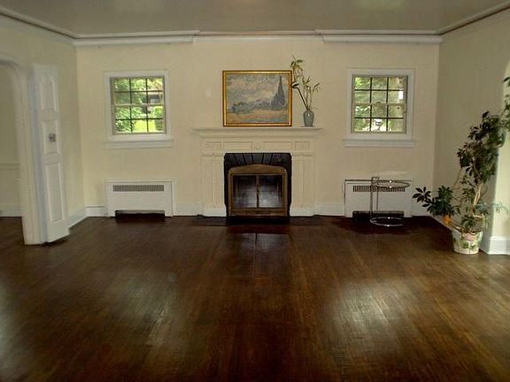 3rd image of 6955 Ingram St