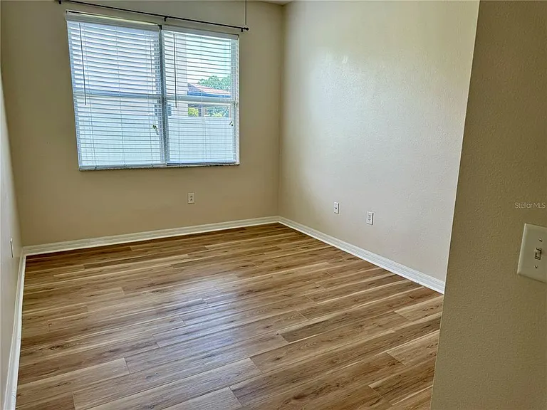 4912 Stone Acres Cir — Photo 17