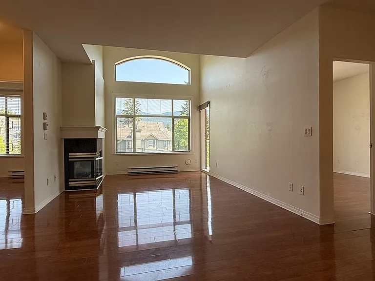 3176 Plateau Blvd — Photo 4
