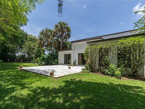 5th image of 107 Orange Blossom Cir