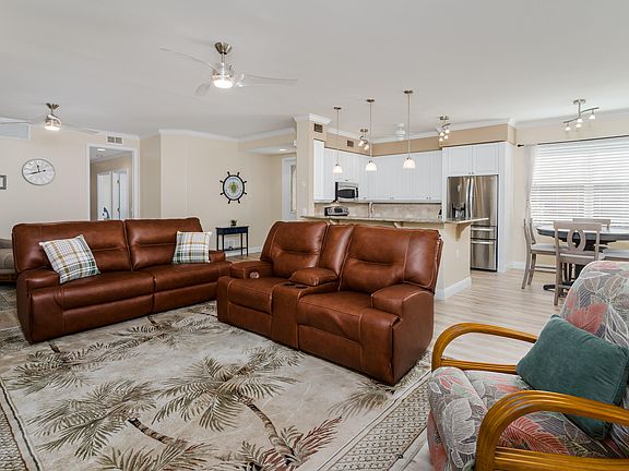 4th image of 3952 Forest Glen Blvd Unit 101