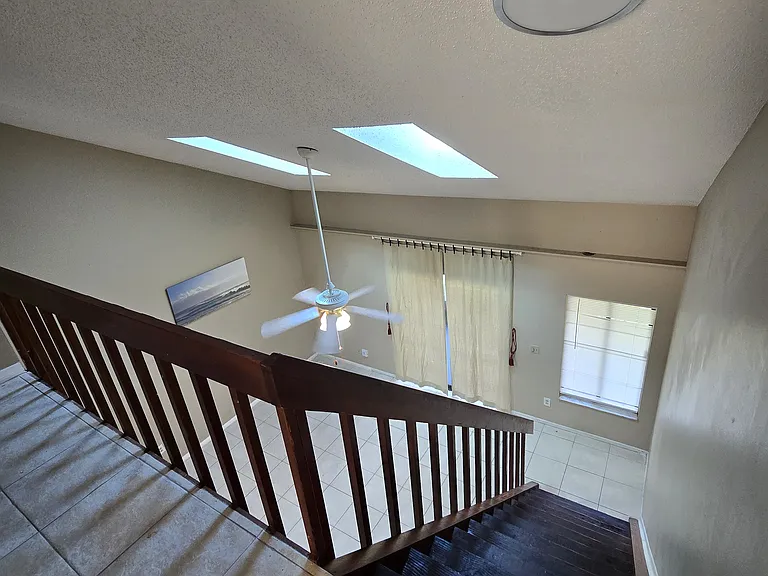2806 Hunt Club Ln — Photo 8