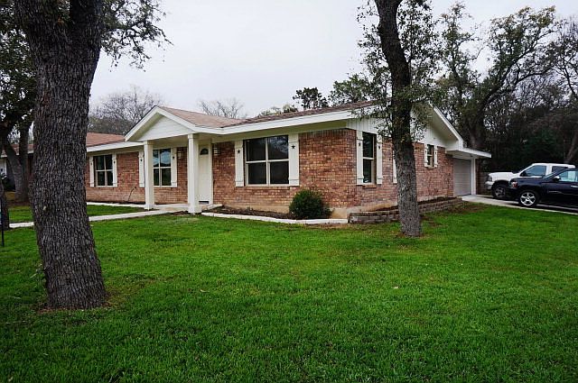 1st image of 1114 Lake Dr