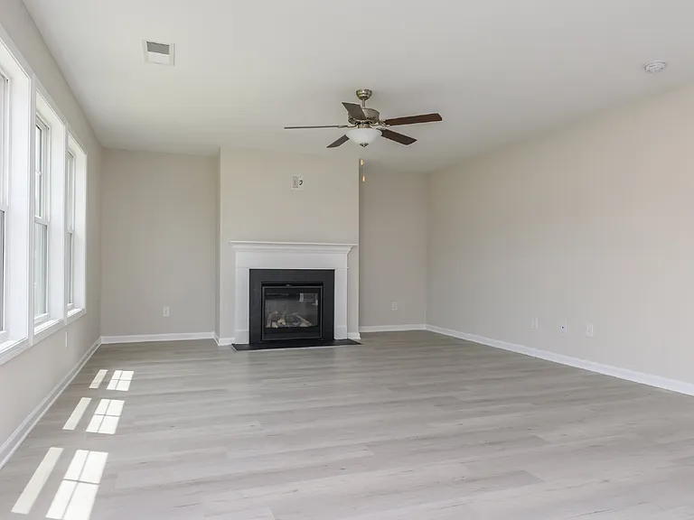 105 Bruinen Dr — Photo 18