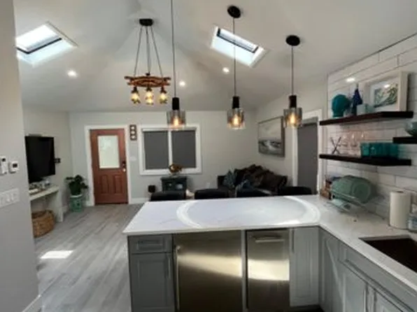 190 Beach 109th Street image 12 of 19