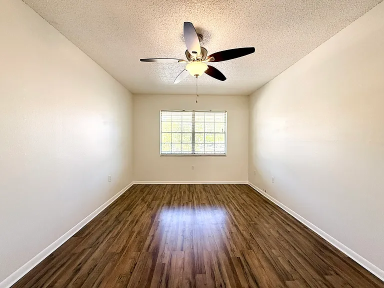2207 S Carolina Ave — Photo 10