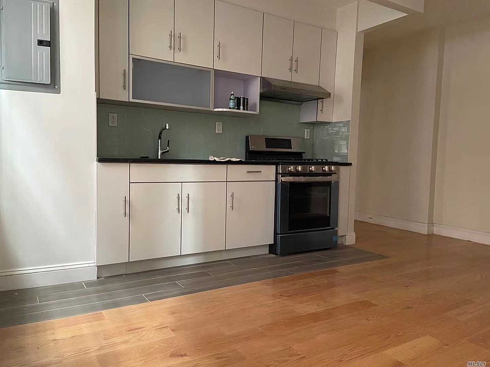 1st image of 132-30 Sanford Ave #1C