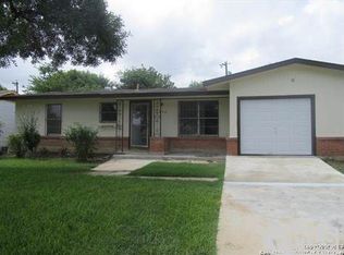 3306 Golden Crown Dr, San Antonio, TX 78223