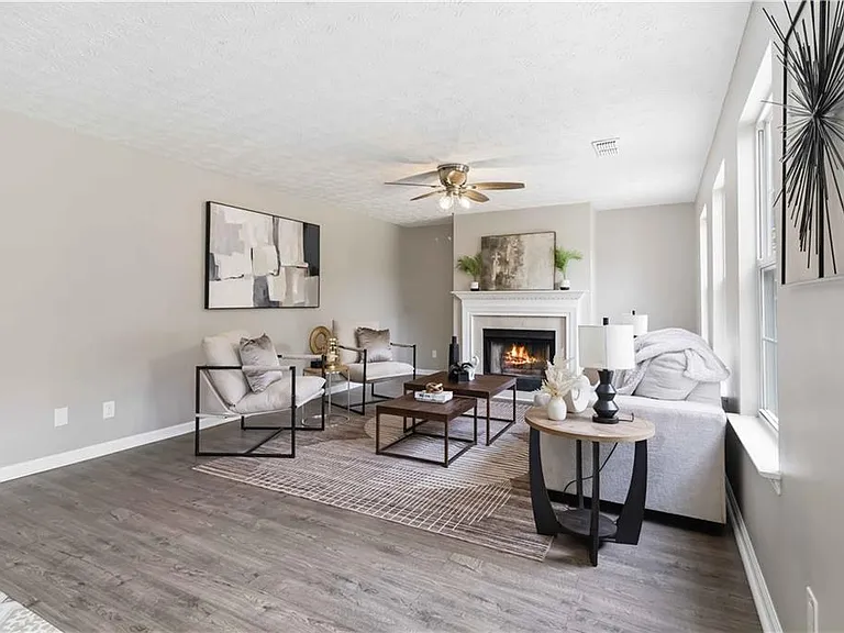 405 Plantation Way — Photo 10
