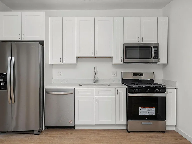 2353 N Springfield Ave #2 — Photo 9