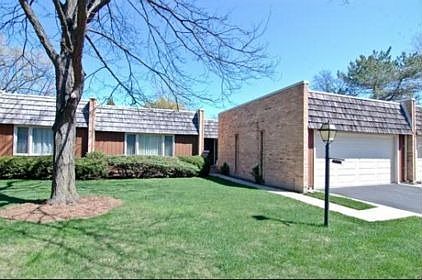 1st image of 1868 Somerset Ln