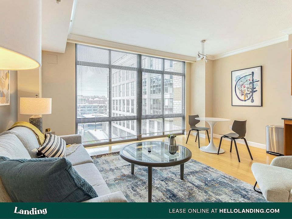 1st image of 601 12th St S #393