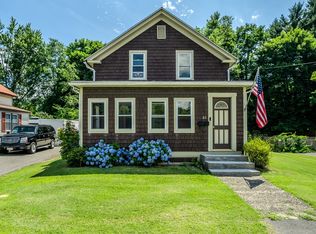 82 Ferry St, Easthampton, MA 01027