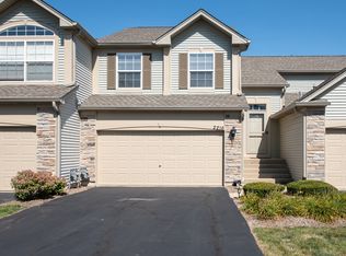 2216 Summerlin Dr, Aurora, IL 60503