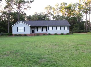 13 Woodridge Rd, Moultrie, GA 31768