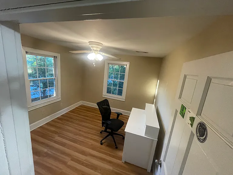 775 Bellemeade Ave NW — Photo 5