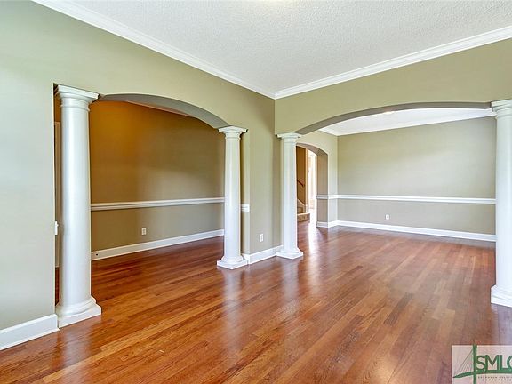 2nd image of 21 Leehall Drive