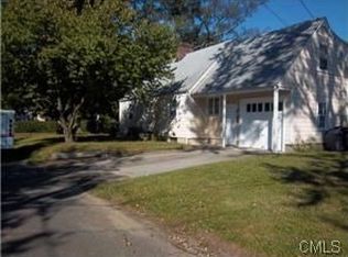 1 Naples St, Norwalk, CT 06855