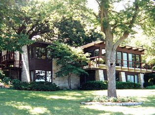 1515 S 35th St, West Des Moines, IA 50265