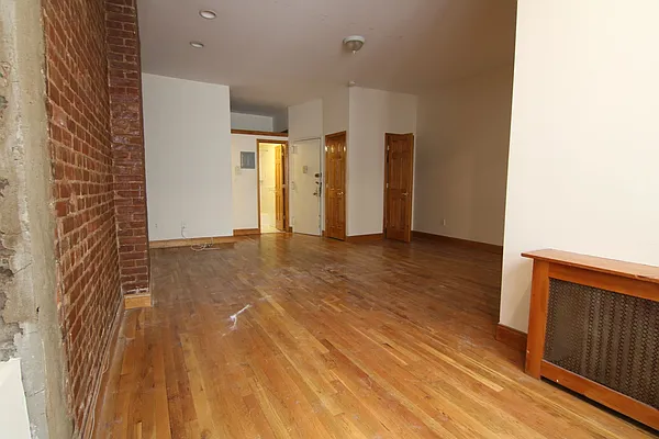 Rented by Guidance Realty Corp. | media 4