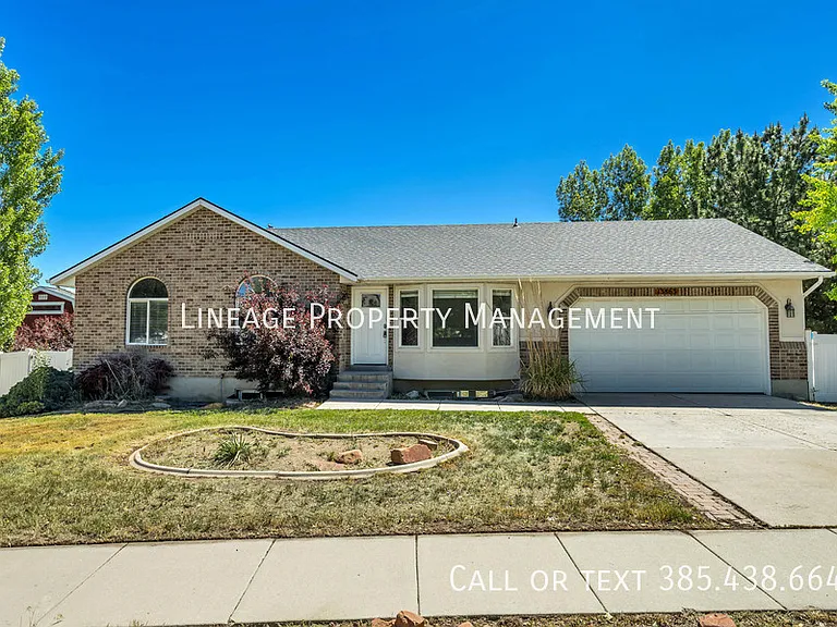 13863 Kessler Peak Dr #A — Photo 1