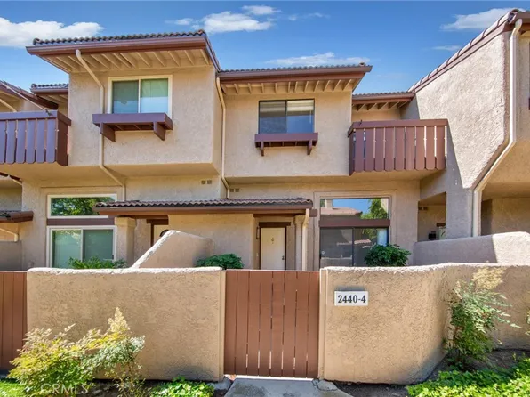 2440 Chandler Ave Unit 4, Simi Valley, CA 93065