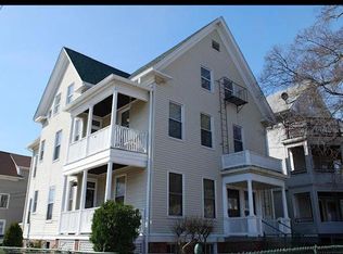 85 Maynard St FLOOR 3, Pawtucket, RI 02860