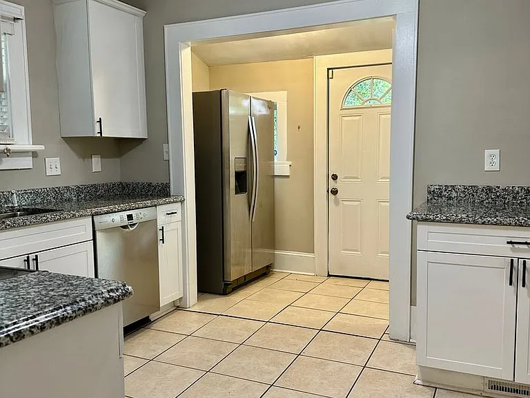 210 Lima Ave — Photo 18