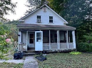 347 Huntington Rd, Russell, MA 01071