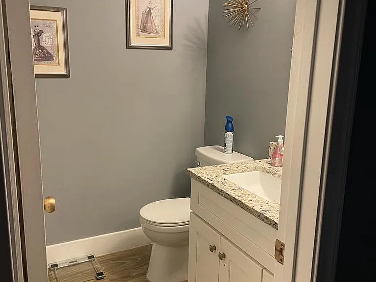 9997 Three Lakes Cir — Photo 14