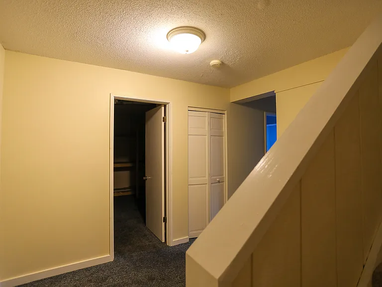 111 Brook Holw — Photo 15