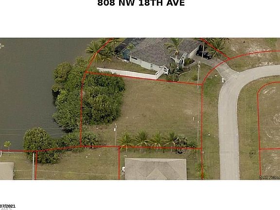 4th image of 808 NW 18th Ave