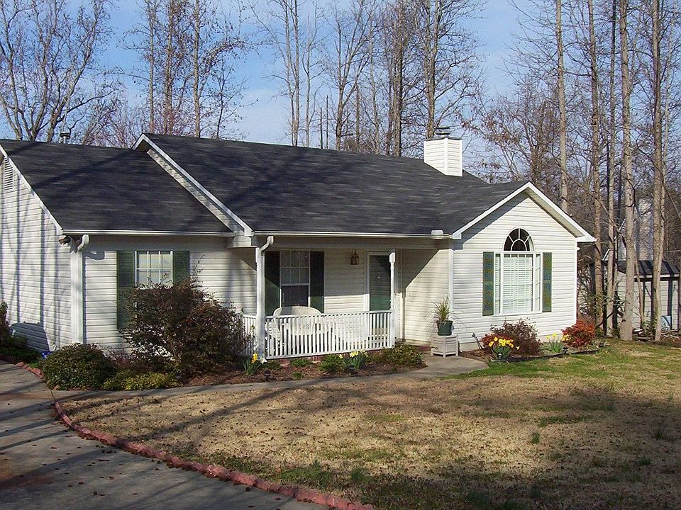 1st image of 355 Claremont Cir