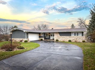 630 Sunset Cir, Ripon, WI 54971