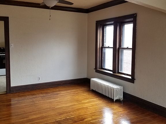 3rd image of 316 Hunter Ave #2S